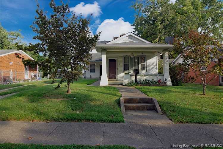 221 W Park Place Jeffersonville, IN 47130 MLS 2023010049