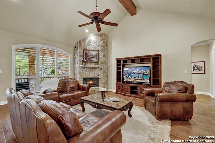 10503 Teich Loop New Braunfels, TX 78132