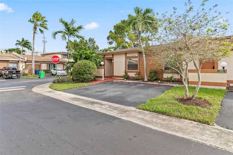 6308 NW 29th St #6308 Sunrise, FL 33313