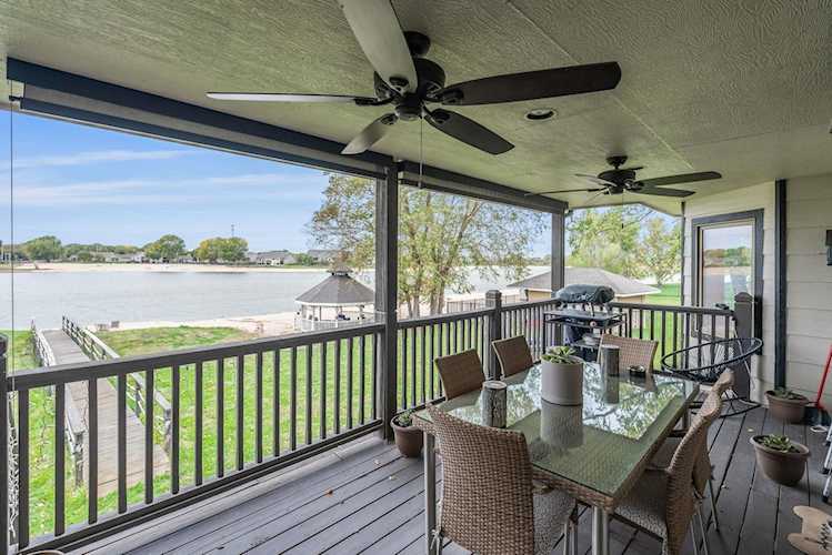 Homes for Sale in 3133 N Ridge Port Cir Wichita, KS