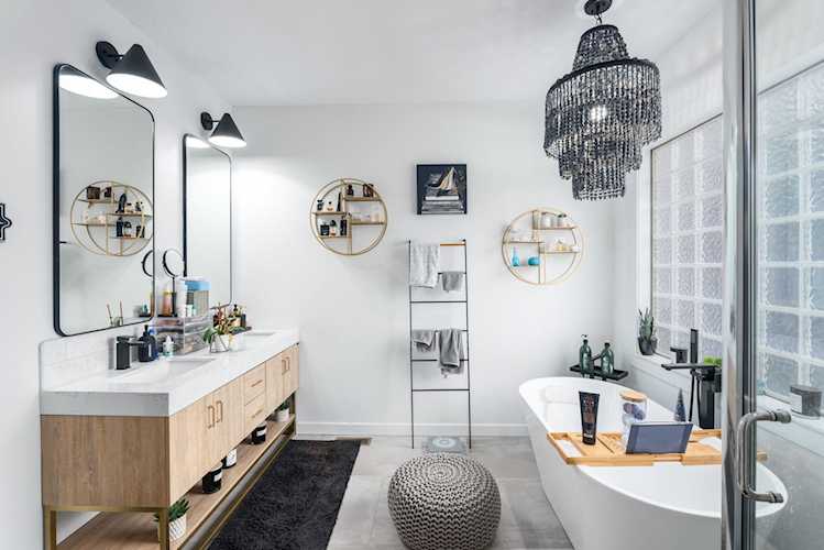 Homes for Sale in 3133 N Ridge Port Cir Wichita, KS