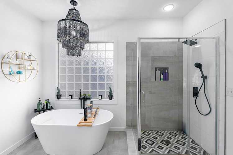 Homes for Sale in 3133 N Ridge Port Cir Wichita, KS