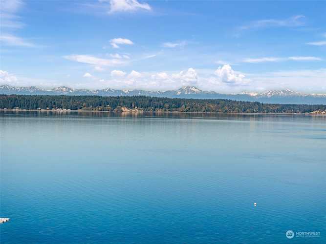 4026 Forest Beach Dr NW Gig Harbor, WA 98335