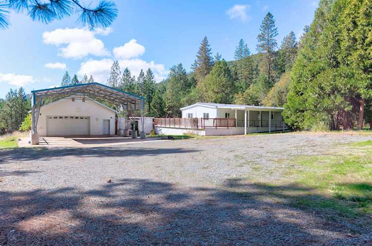 423 Pine Tree Dr Williams, OR 97544