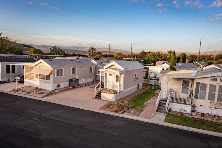 448 E Telegraph ST #111 Washington, UT 84780