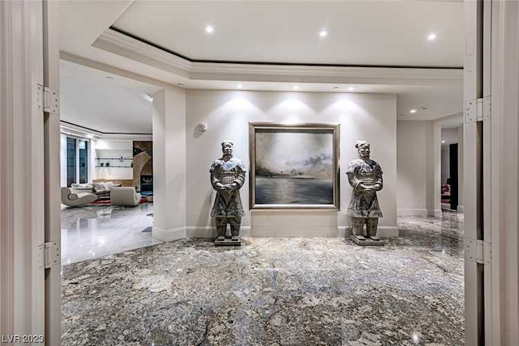 2857 Paradise Rd #3701 Las Vegas, NV 89109
