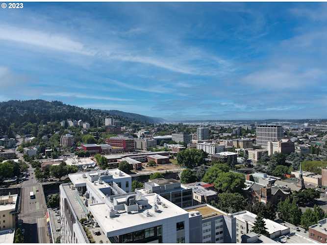 1221 SW 10th AVE #1804 Portland, OR 97205