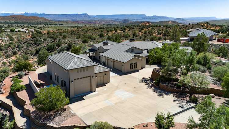 1334 N Mountain Shadows DR Leeds, UT 84746