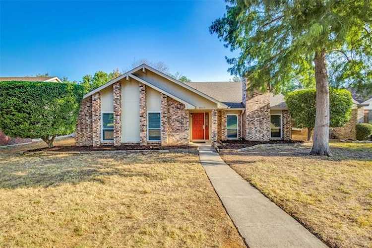 3012 Newcastle Court Flower Mound, TX 75028