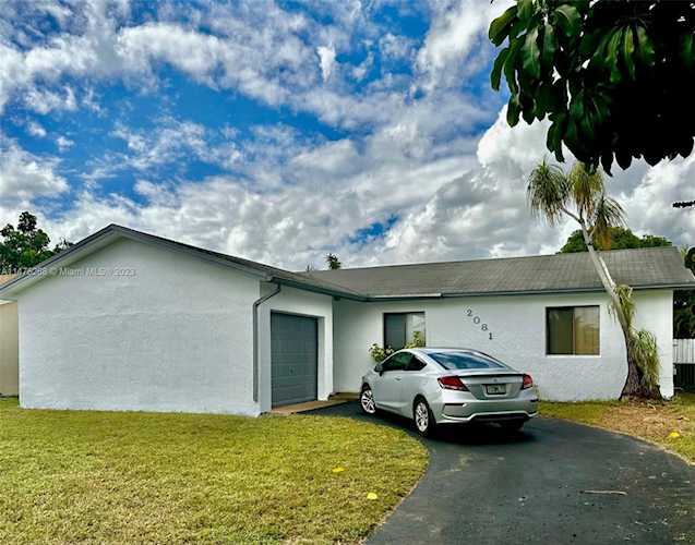 2081 NW 108th Ter Sunrise, FL 33322
