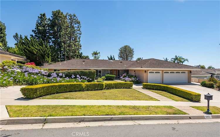6966 Crest Rd Rancho Palos Verdes, CA 90275