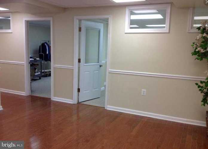 1800 Old Meadow Rd #116 Mclean, VA 22102
