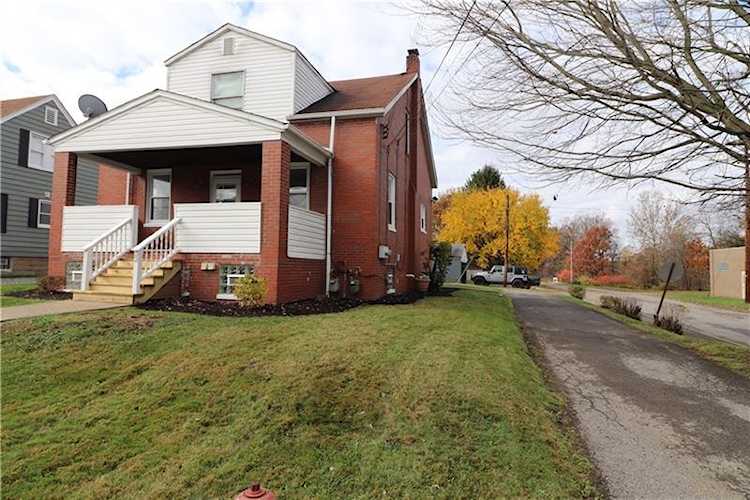 52 Guy St Aliquippa, PA 15001