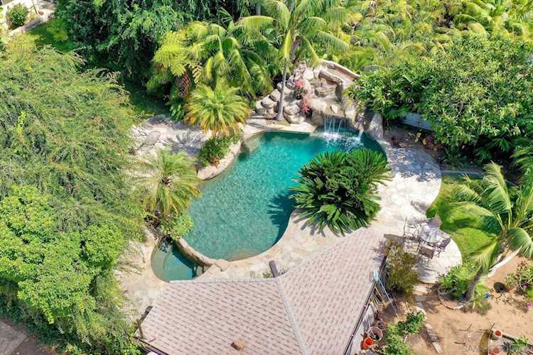828 Hygeia Ave Encinitas, CA 92024