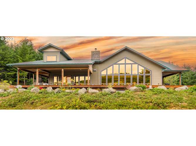 97425 N Bank Rogue River RD Gold Beach, OR 97444