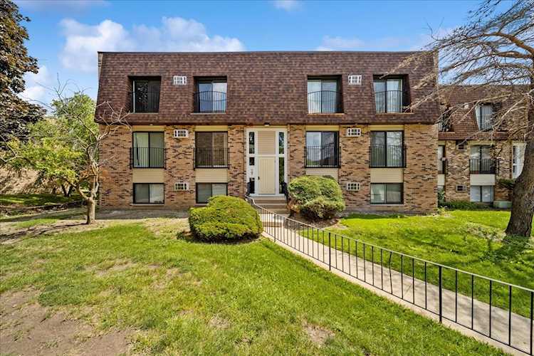 170 S Waters Edge Dr #301 Glendale Heights, IL 60139