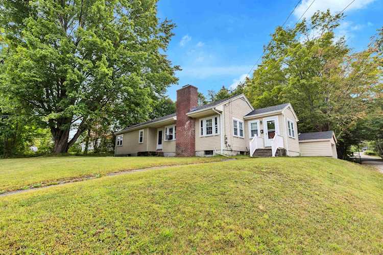 3 Burrington St Jaffrey 03452 NH home for sale 320,000 4969640