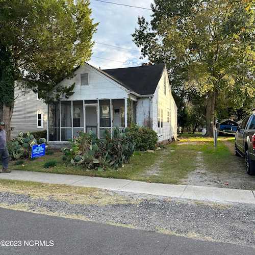 120 E Carteret St Edenton, NC 27932