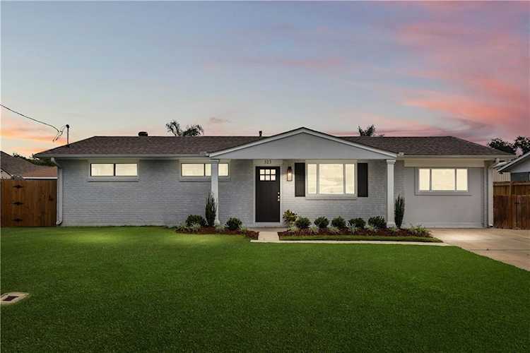 323 Davis Dr Luling, LA 70070