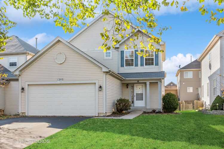 1203 Violet Ln Joliet, IL 60431