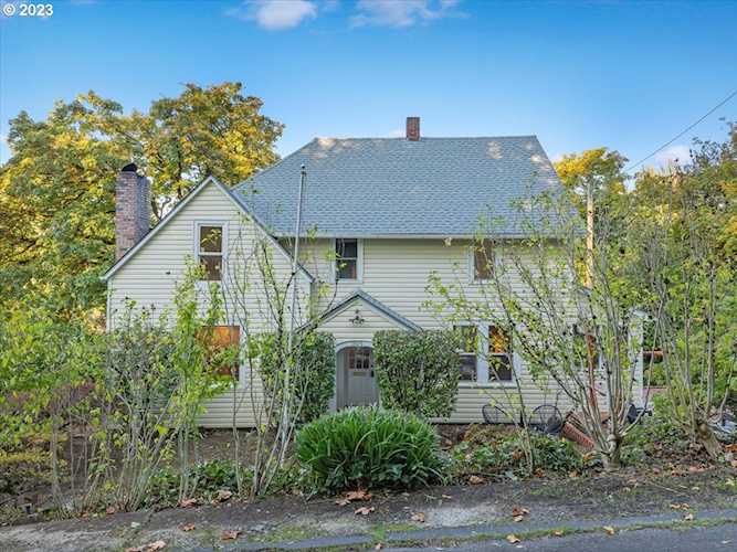 1509 Madison ST Oregon City, OR 97045