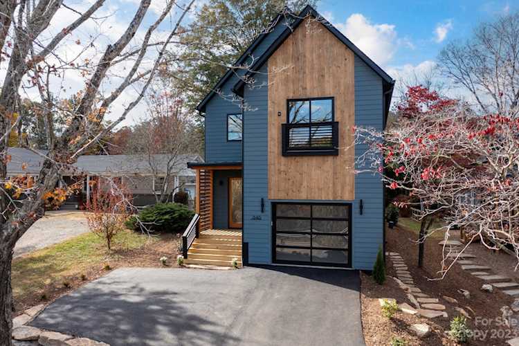 646 New Haw Creek Rd Asheville, NC 28805