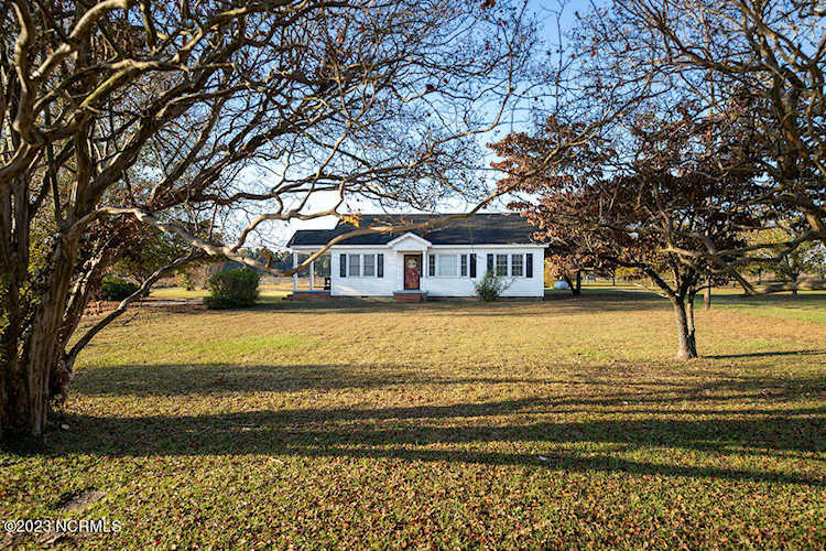 217 Emperor Landing Rd Edenton, NC 27932