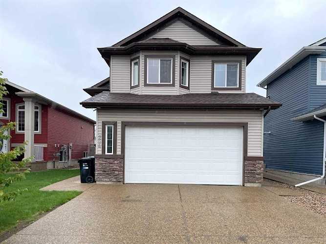 224 Fireweed Crescent Fort McMurray, AB T9K0J