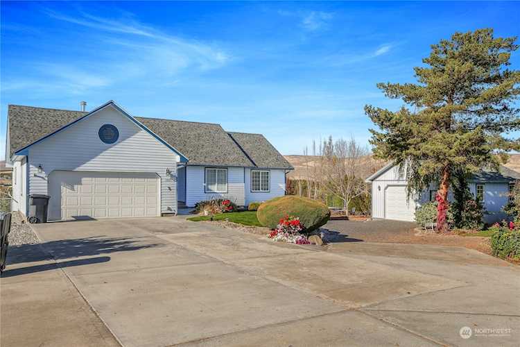 13804 NW Dodson Rd Ephrata, WA 98823