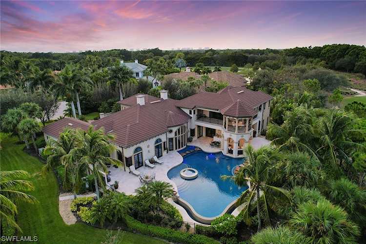 2531 Escada Ct Naples, FL 34109