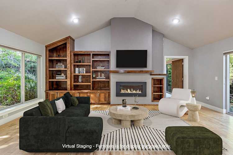 639 Holly St Ashland, OR 97520