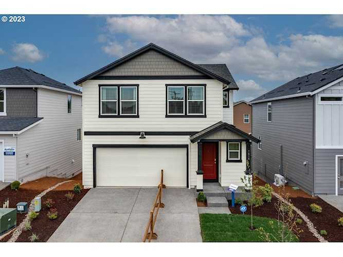 1823 W 14th ST La Center, WA 98629