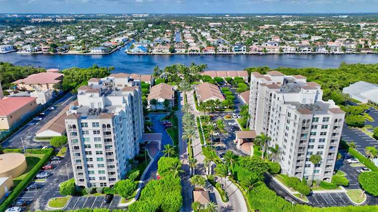 3594 S Ocean Boulevard #401 Highland Beach, FL 33487