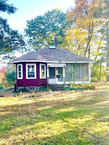 34 Winthrop Rd Braintree, MA 02184