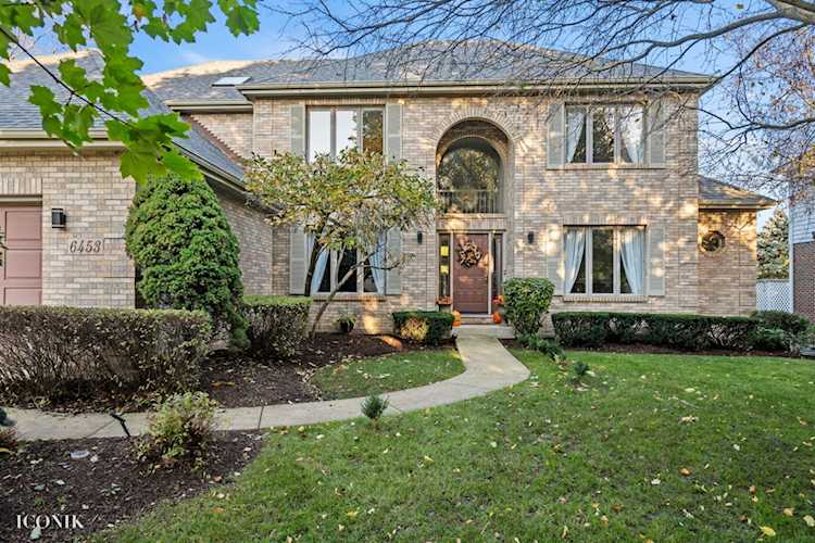 6453 Bobby Jones Ln Woodridge, IL 60517