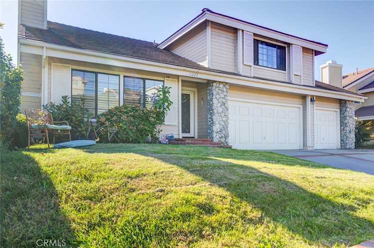 2227 Avenida Oliva San Clemente, CA 92673