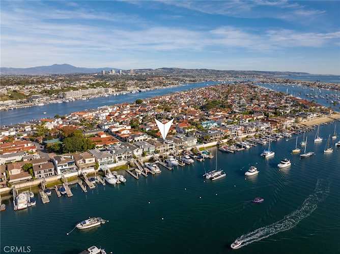 235 Via Lido Soud Newport Beach, CA 92663