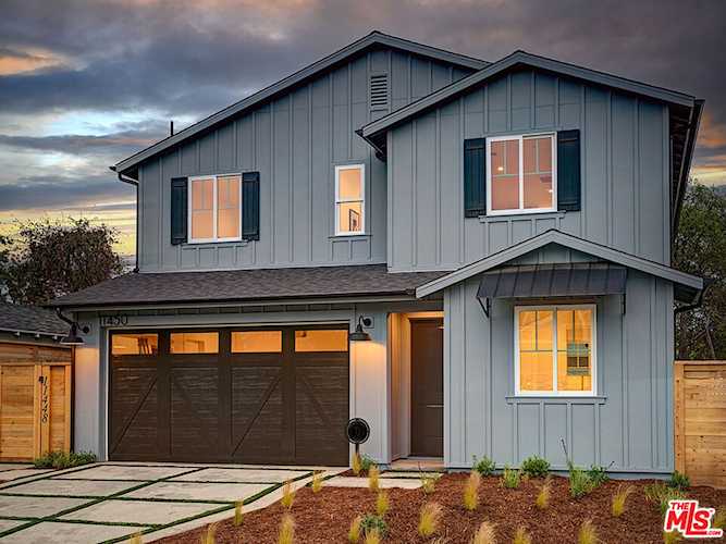 11450 Waterford St Los Angeles, CA 90049