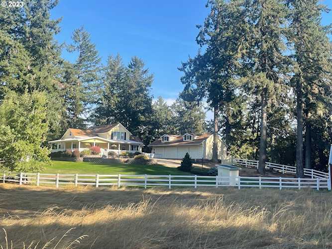 82044 Mahr LN Creswell, OR 97426