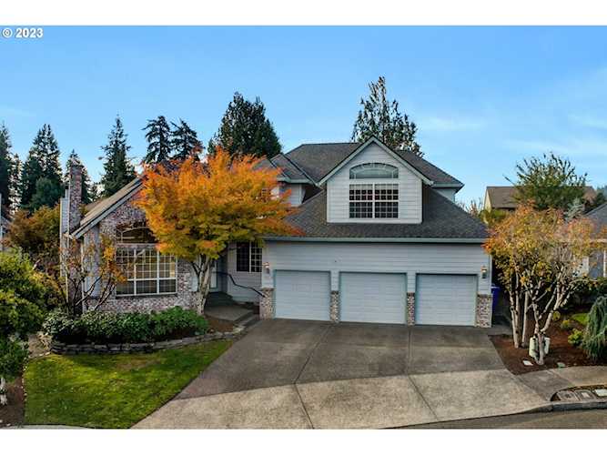 12336 SE Lynda LN Happy Valley, OR 97086