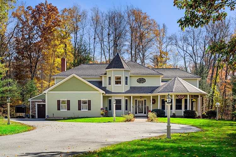 16 Birute St Methuen, MA 01844