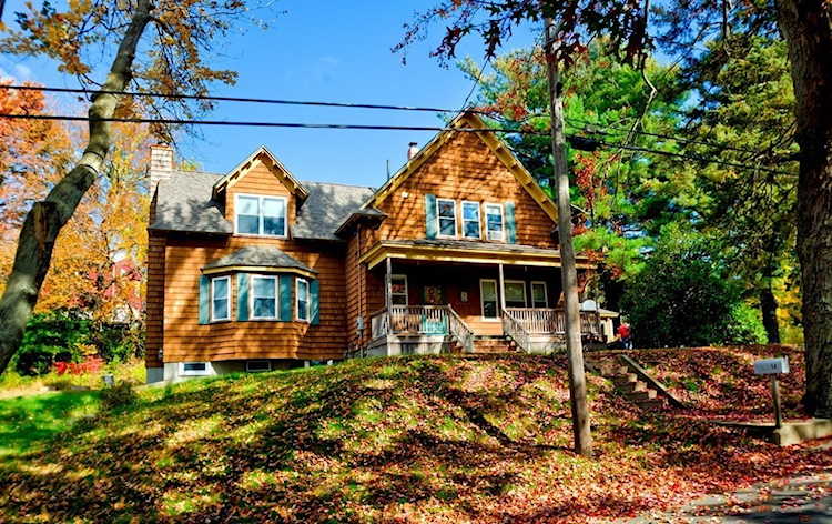 56 Baremeadow St Methuen, MA 01844
