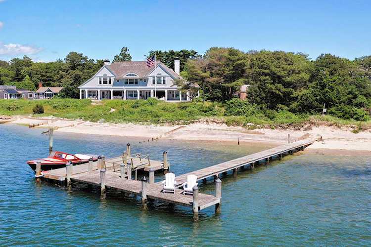 995 Sea View Avenue Osterville, MA 02655