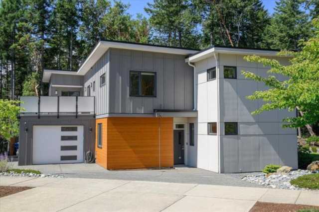 270 Crestline Terr Nanaimo, BC V9S 5W4