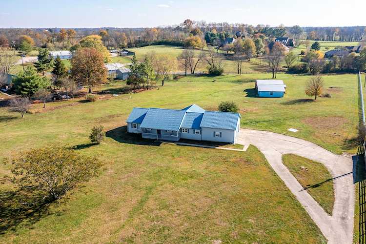 551 Dry Ridge Rd Versailles, KY 40383