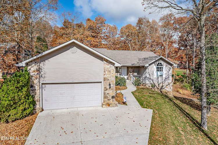 373 Snead Dr Crossville, TN 38558