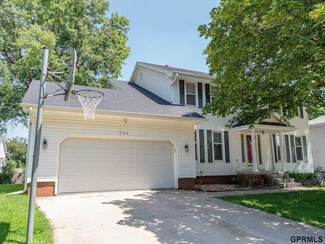 904 Michael St Papillion, NE 680460000 | MLS 22319305 Photo 1