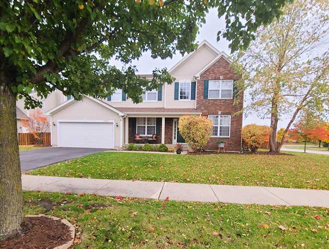 3165 Riley Rd Montgomery, IL 60538