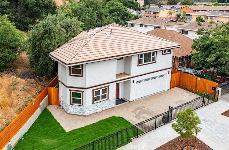 205 S Avenue 59 Los Angeles, CA 90042