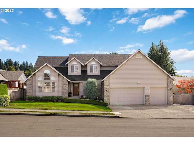 4064 NW Dahlia LOOP Camas, WA 98607